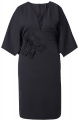 Ulla Popken 847909 Kukkakuvioinen midimekko Musta