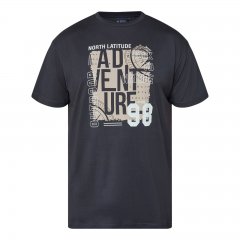 North Latitude Adventure 98 Graphic Tee Musta