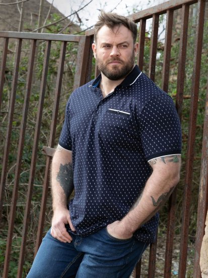 D555 Reid AOP Polo With Jacquard Collar, Pocket And Cuffs Tummansininen - Pikeepaidat - Miesten isot pikeepaidat