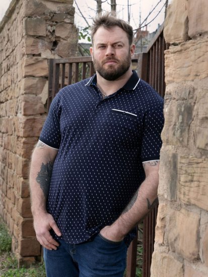 D555 Reid AOP Polo With Jacquard Collar, Pocket And Cuffs Tummansininen - Pikeepaidat - Miesten isot pikeepaidat