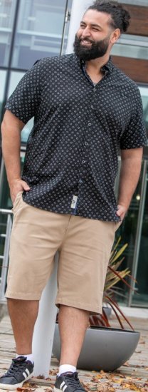 D555 Matlock Short Sleeve AOP Shirt With Hidden Button Down Black - Kauluspaidat - Miesten isot kauluspaidat 2XL – 8XL