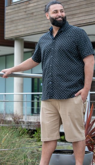 D555 Matlock Short Sleeve AOP Shirt With Hidden Button Down Black - Kauluspaidat - Miesten isot kauluspaidat 2XL – 8XL