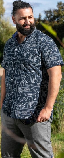 D555 Worthing Surf AOP Short Sleeve Button Down Collar Shirt Navy - Kauluspaidat - Miesten isot kauluspaidat 2XL – 8XL