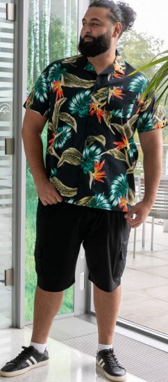 D555 Selby Hawaiian AOP Short Sleeve Revere Collar Shirt Black - Kauluspaidat - Miesten isot kauluspaidat 2XL – 8XL
