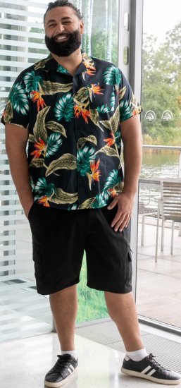 D555 Selby Hawaiian AOP Short Sleeve Revere Collar Shirt Black - Kauluspaidat - Miesten isot kauluspaidat 2XL – 8XL