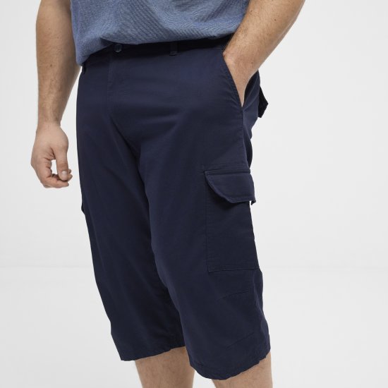 North Latitude 51136 laivastonsiniset caprishortsit - Shortsit - Shortsit, isot koot – W40-W60