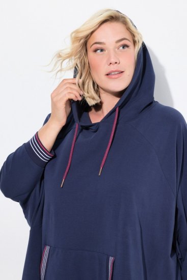Ulla Popken 837190 Huppullinen oleskeluponcho Tummanlila - Pyjama/Loungewear - 