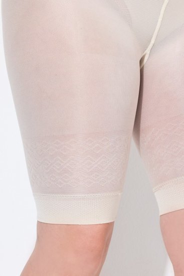 Ulla Popken 838209 Muotoilevat hankautumista estävät shortsit Luonnonvalkoinen - Hankautumista estävät shortsit - 