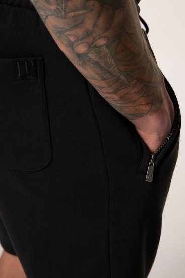 JP1880 Bermuda Sweatshorts Stomach Fit Black - Collegehousut ja collegeshortsit - Miesten Isot collegehousut ja collegeshortsit