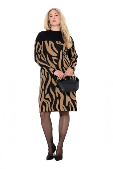 Ulla Popken 845378 Eläinkuvioinen neulemekko Beige - Iltapuvut - Juhlamekot plus-koossa
