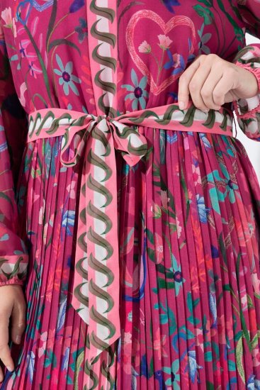 Ulla Popken 845649 Pitkähihainen midimekko Marjanpunainen - Midimekot - Midimekot isoissa ko'oissa