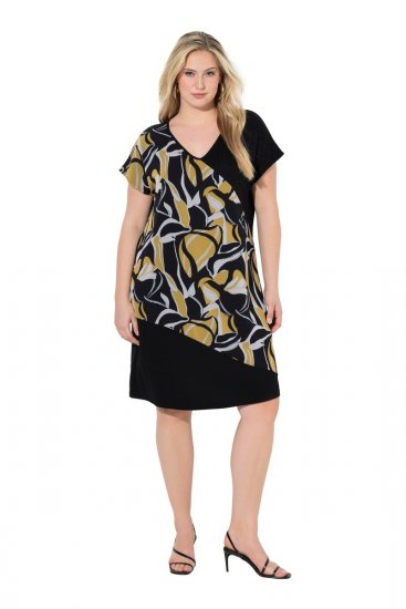 Ulla Popken 850406 Kuviollinen sifonkimekko Musta - Naisten mekot isot koot - Mekot kaikille koille