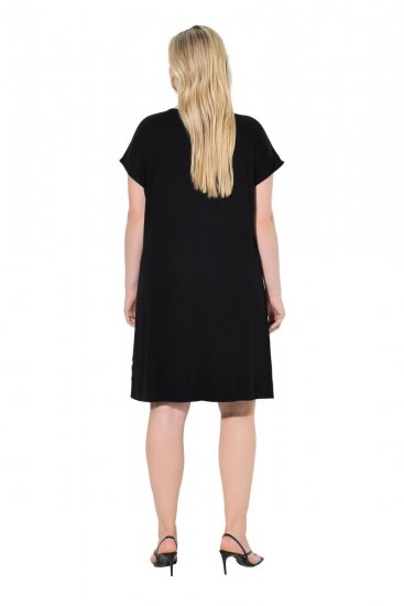 Ulla Popken 850406 Kuviollinen sifonkimekko Musta - Naisten mekot isot koot - Mekot kaikille koille