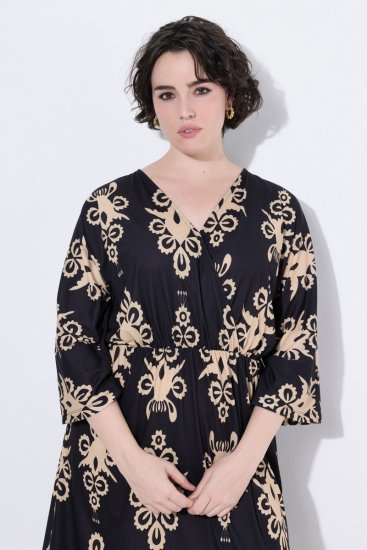 Ulla Popken 852315 Kuviollinen kietaisumekko Musta - Midimekot - Midimekot isoissa ko'oissa