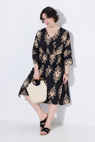 Ulla Popken 852315 Kuviollinen kietaisumekko Musta - Midimekot - Midimekot isoissa ko'oissa