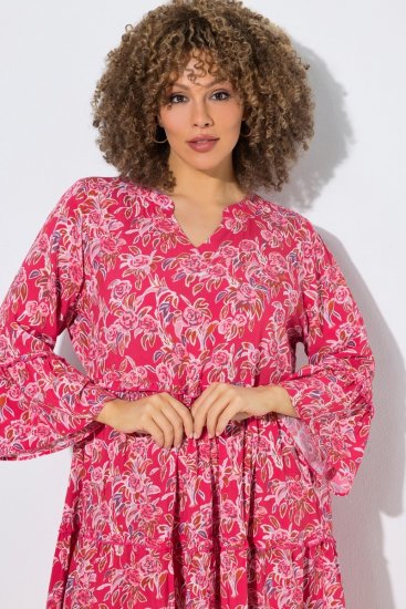 Ulla Popken 852841 Kukkakuvioinen mekko röyhelöillä Magenta - Midimekot - Midimekot isoissa ko'oissa