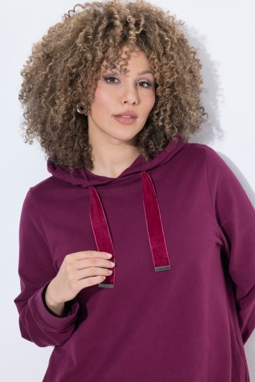 Ulla Popken 853652 Pitkähihainen collegemekko hupulla Marjanpunainen - Naisten mekot isot koot - Mekot kaikille koille