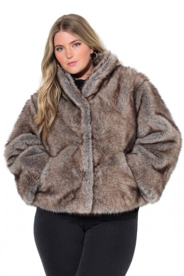 Ulla Popken 854617 Tekoturkistakki Beige - Takit - Naisten takit plus-koossa