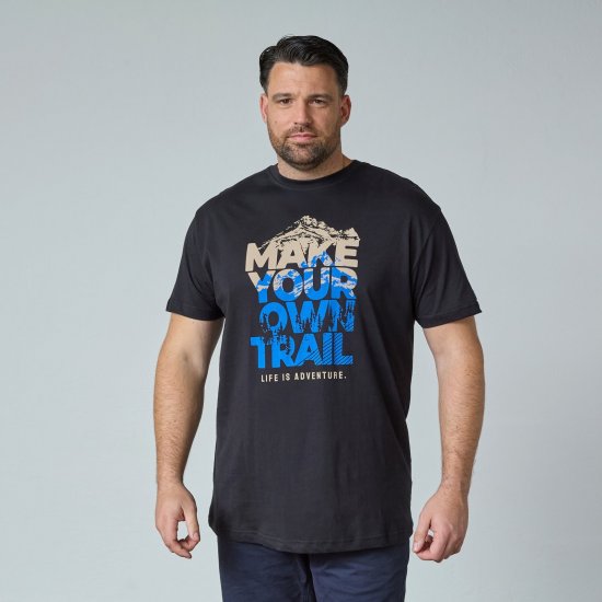 North Latitude Trail T-Shirt Musta - T-paidat - Isot T-paidat 2XL – 14XL