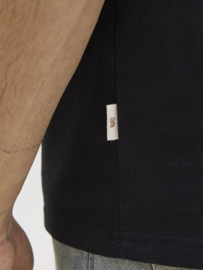  Jack & Jones Tavira Aop Pocket Crew Neck T-Shirt Black - T-paidat - Isot T-paidat 2XL – 14XL