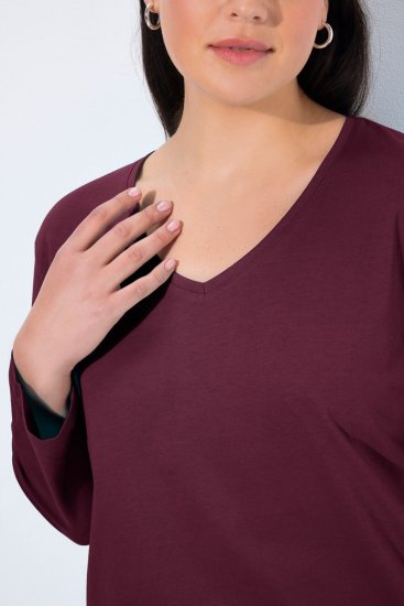 Ulla Popken Back To Basics V-Neck Relaxed Fit Cotton Tee Dark Berry - T-paidat - Naisten t-paidat