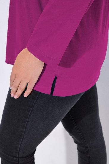 Ulla Popken Back To Basics V-Neck Relaxed Fit Cotton Tee Berry - T-paidat - Naisten t-paidat