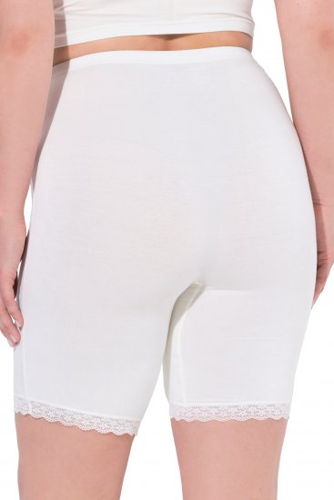 Ulla Popken Lace Hem Stretch Viscose Knit Bicycle Length Lounge Shorts White - Naisten farkut ja housut isot koot - 