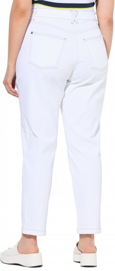 Ulla Popken Used Look 5 Pocket Comfy Waistband Mom Jeans Snow White - Naisten farkut ja housut isot koot - 
