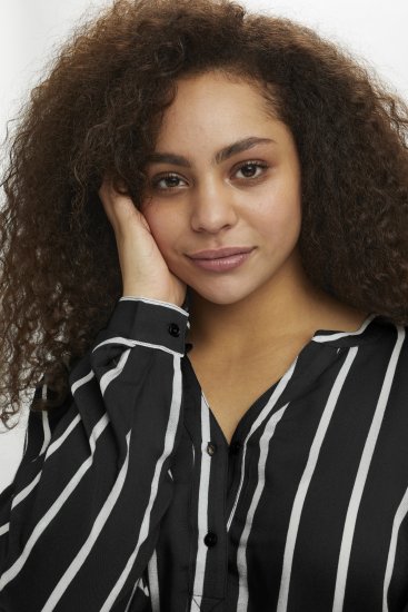 Kaffe Curve Sida Pusero Raidallinen Musta / Liituvalkoinen - Naisten puserot ja tunikat isot koot - 