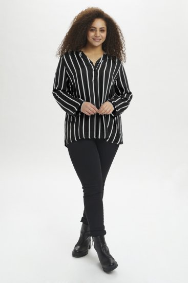 Kaffe Curve Sida Pusero Raidallinen Musta / Liituvalkoinen - Naisten puserot ja tunikat isot koot - 