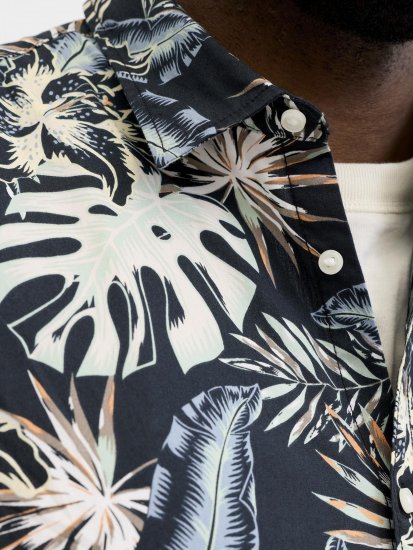 Jack & Jones Honolulu Short Sleeve Resort Shirt Black - Kauluspaidat - Miesten isot kauluspaidat 2XL – 8XL