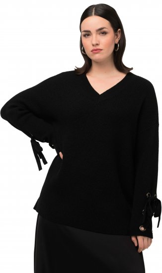 Ulla Popken Lace-Up Cuff Long Sleeve V-Neck Sweater Black - Naisten hupparit ja collegepaidat isot koot - 