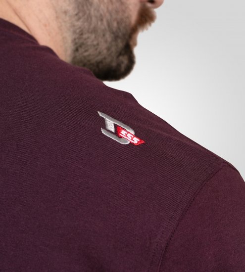 D555 Grimsby Rock n' Roll Skull Printed T-Shirt Burgundy - Isojen miesten t-paidat painatuksella - Isojen miesten t-paidat painatuksella