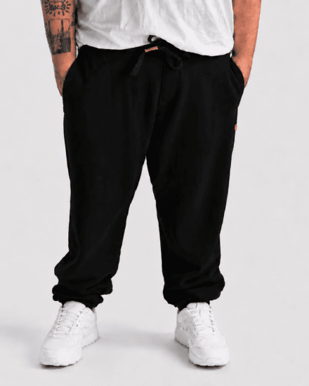 Motley Denim Berlin Sweatpants Black - Collegehousut ja collegeshortsit - Miesten Isot collegehousut ja collegeshortsit